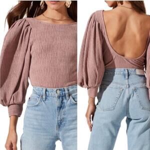 Astr Pink Mauve Puff-Sleeve Ribbed Scoop-Back Bodysuit